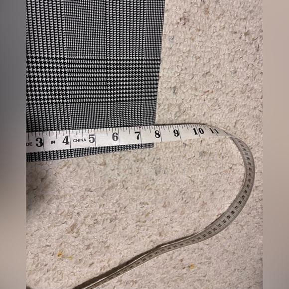 Worthington Plaid Cropped Dress Pants – Size 10 - Picture 12 of 12